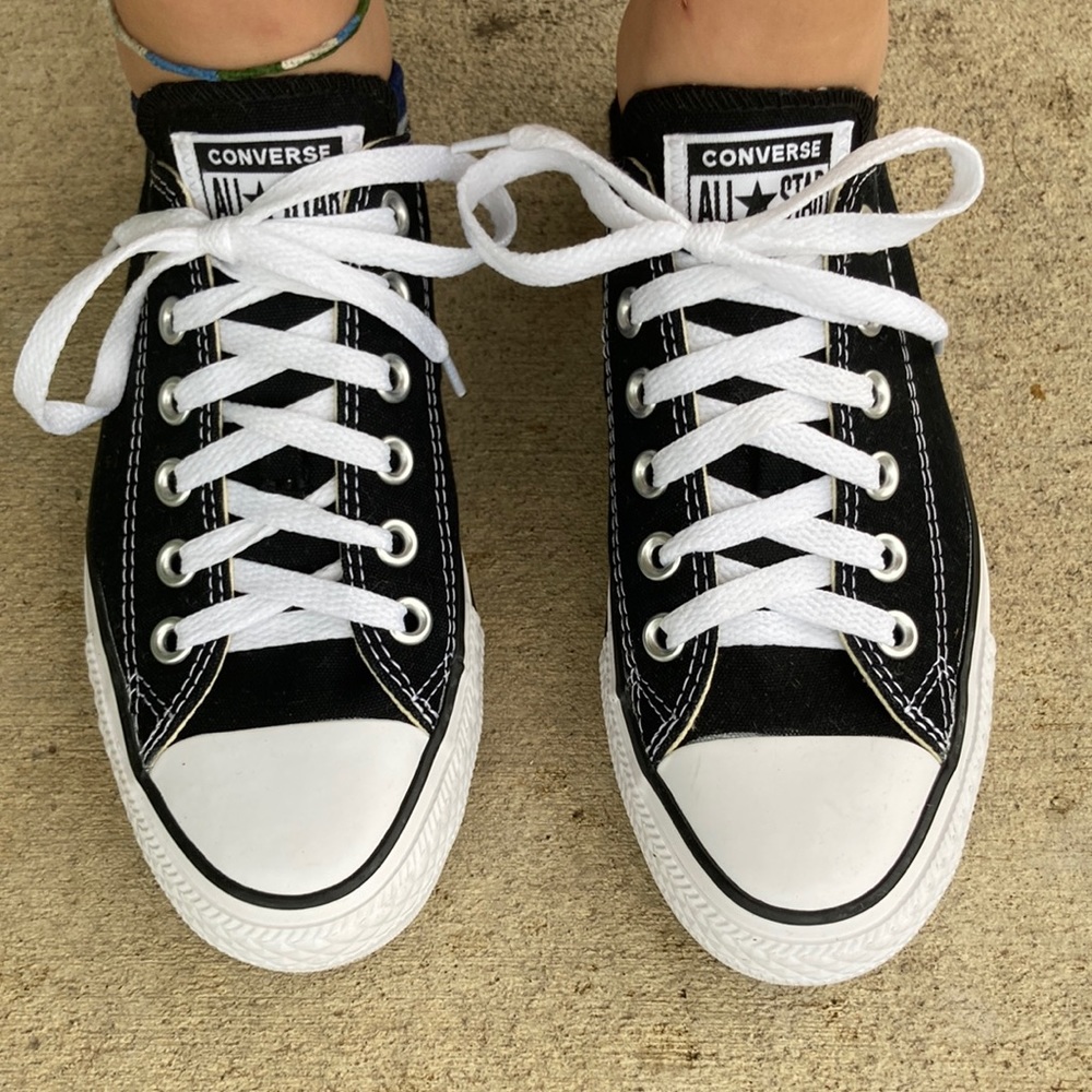 NWOT Black Unisex LowRise Converse